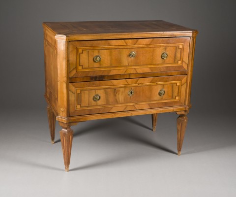 Auktion 155<br>LOUIS XVI KOMMODE