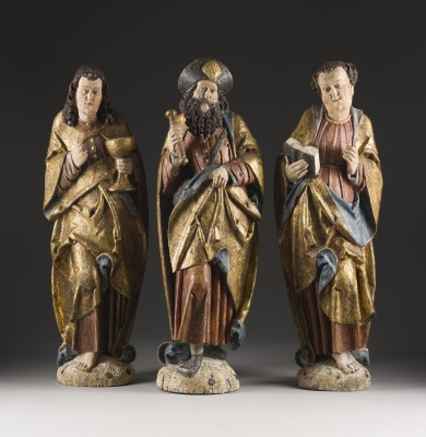 Auktion 155<br>DREI GOTISCHE APOSTELFIGUREN: JAKOBUS, JOHANNES UND PHILIPUS