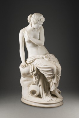 Picture GROSSE SITZENDE SUSANNA IM BADE