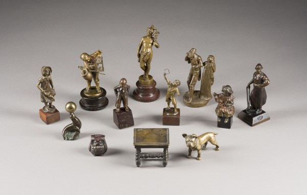 Bild KONVOLUT VON 12 KLEINFIGURIGEN BRONZEN