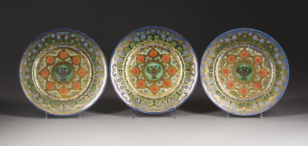 Auktion 156<br>DREI DESSERTTELLER AUS DEM KREML-SERVICE