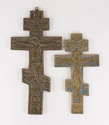 Bild ZWEI BRONZE-KRUZIFIXE