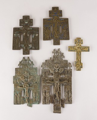 Picture SAMMLUNG VON FÜNF BRONZE-KRUZIFIXEN
