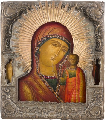 Auction 156<br>IKONE MIT DER GOTTESMUTTER VON KASAN (KASANSKAJA) MIT RIZA