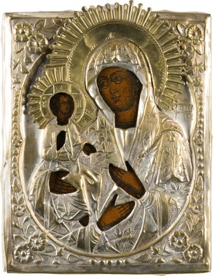 Auction 156<br>KLEINE IKONE MIT DER DREIHÄNDIGEN GOTTESMUTTER (TRICHEIROUSA) MIT OKLAD