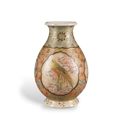 Auktion 159<br>EINE KLEINE SATSUMA-VASE