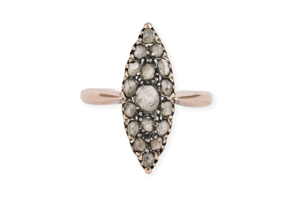 Picture SPINDELFÖRMIGER DIAMANT RING