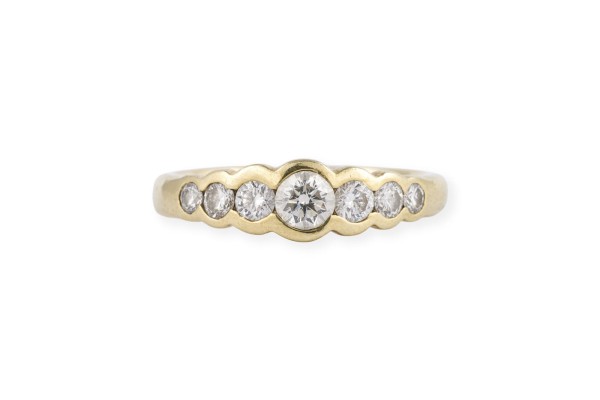 Picture GRADUIERTER BRILLANT RING