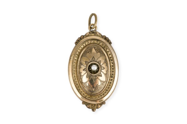 Picture TRAUERSCHMUCK ANHÄNGER 19. JH.