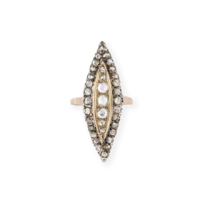 Picture NAVETTEFÖRMIGER DIAMANT RING