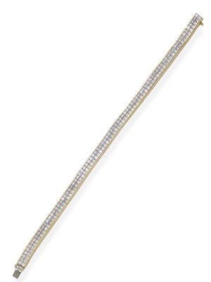Picture PRINCESS CUT TENNIS ARMBAND 10.00 CT.