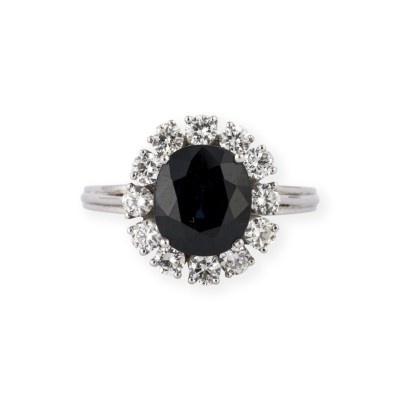 Bild SAPHIR ENTOURAGE RING