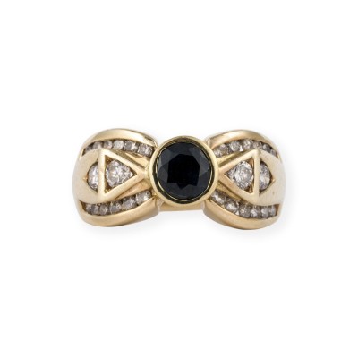Bild SCHLEIFENFÖRMIGER SAPHIR RING