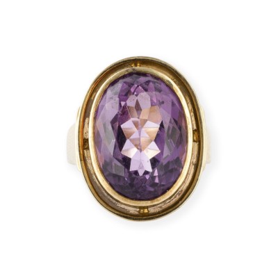 Bild OVALER AMETHYST COCKTAIL RING