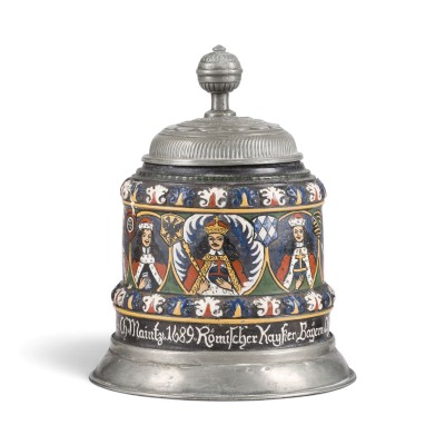 Auktion 160<br>KRUG MIT ACHT KÖNIGSPORTRÄTS DATIERT '1689'