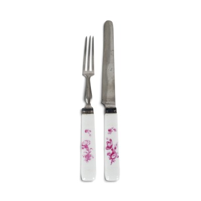 Auktion 160<br>20-TEILIGES BESTECK MIT BLUMENMALEREI
