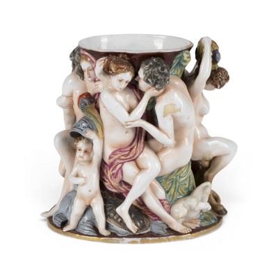 Auction 160<br>VASE MIT BACCHANTISCHER SZENE IM RELIEF