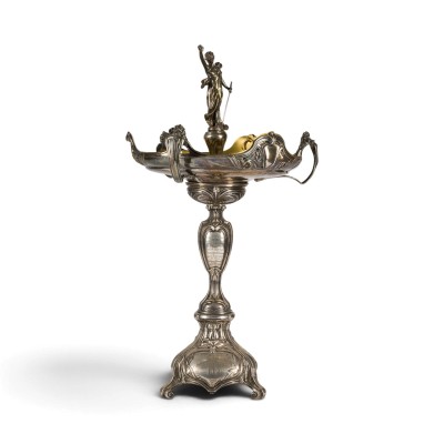 Auction 160<br>TAFELAUFSATZ MIT JUSTITIA