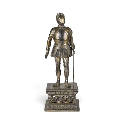 Auction 160<br>SILBERFIGUR EINES STEHENDEN RITTERS*