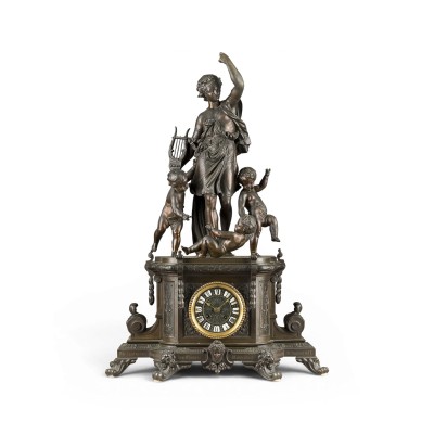 Auktion 160<br>MONUMENTALE FIGURENUHR MIT APOLL