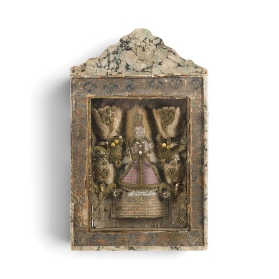 Auction 160<br>SAMMLUNG AUS 7 KLOSTERARBEITEN UND DEVOTIONALIEN
