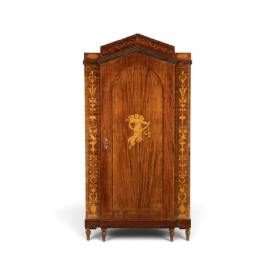 Bild ELEGANTER EMPIRE SCHRANK