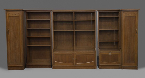 Auction 160<br>FÜNFTEILIGE WANDBIBLIOTHEK