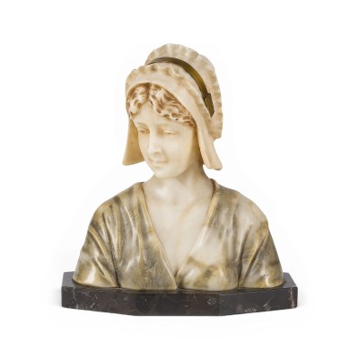Auktion 160<br>FRAUENBÜST MIT HAUBE