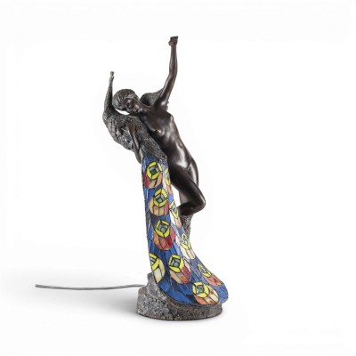 Auktion 160<br>NYMPHE UND PFAU ALS TISCHLAMPE