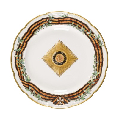 Auktion 161<br>TELLER AUS DEM HL.-GEORG-ORDEN-SERVICE