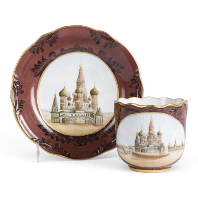 Auktion 161<br>TASSE UND UNETRTASSE MIT DEM AINSICHT DER BASILIUSKATHEDRALE IN MOSKAU