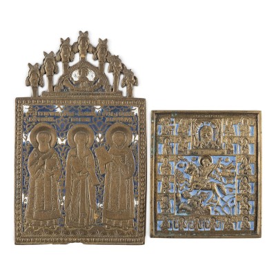 Auktion 161<br>SIGNIERTE BRONZE-IKONE MIT DEM HEILIGEN DEMETRIUS SOWIE BRONZE-IKONE MIT DREI HIERARCHEN