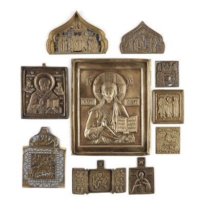 Bild SAMMLUNG VON ZEHN BRONZE-IKONEN: CHRISTUS PANTOKRATOR, AUSGEWÄHLTE HEILIGE SOWIE IKONEN-FRAGMENTE