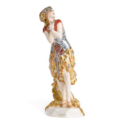 Auktion 161<br>FIGUR VON T.P. KARSAWINA ALS FEUERVOGEL IN GLEICHNAMIGEM BALLETT VON I.F. STRAWINSKY
