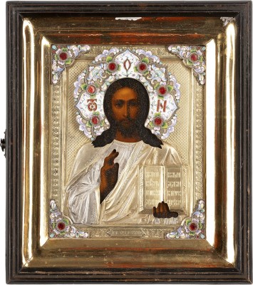Auktion 161<br>SEHR FEINE IKONE MIT CHRISTUS PANTOKRATOR MIT CLOISONNÉ-EMAIL-OKLAD IM KIOT