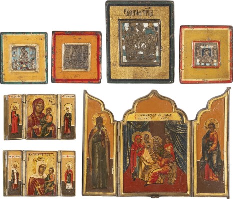 Auction 161<br>DREI TRIPTYCHA MIT DER BESCHNEIDUNG CHRISTI UND GNADENBILDERN DER GOTTESMUTTER SOWIE VIER BRONZE-IKONEN